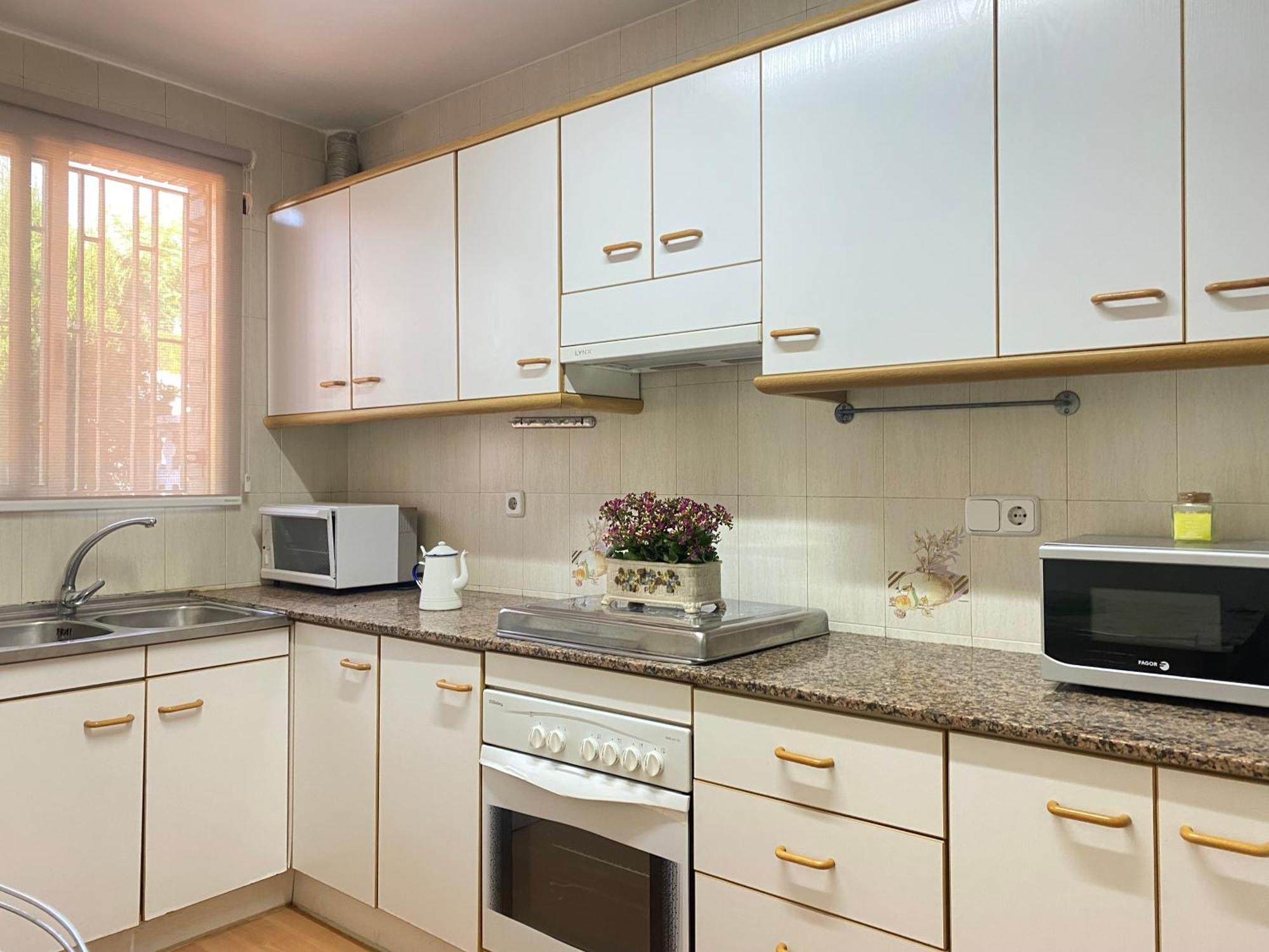 Tarracohomes, Th156 Casa Roser Familiar Y Con Piscina Compartida Tarragona Ngoại thất bức ảnh